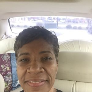 Meet your Posher, Sherry